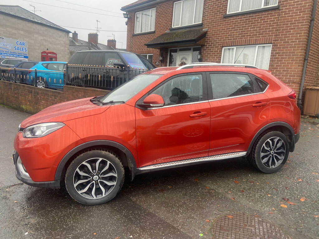 MG GS 1.5 Tgi Exclusive Orange #3