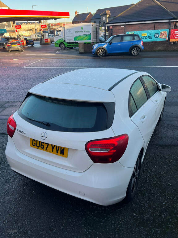 Mercedes-Benz A Class A180d Se GU67YVW White #4