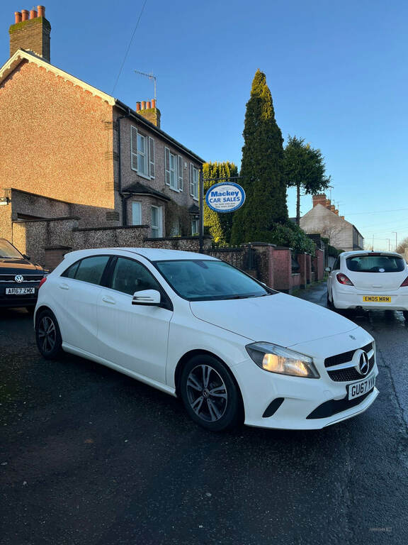 Mercedes-Benz A Class A180d Se White