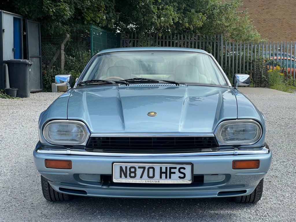 Jaguar XJ 4L 4.0 Silver #2