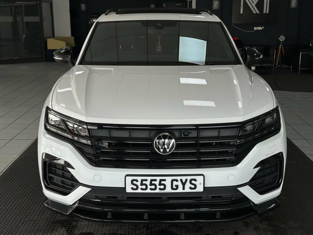 Volkswagen Touareg Suv 3.0 Tdi V6 Black Edition Tiptronic 4Motion Eur S555GYS White #4