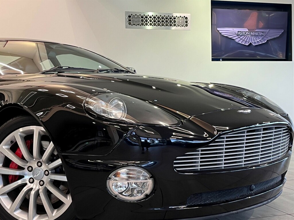 Aston Martin Vanquish 5.9 Coupe 396 Gkm, 460 Bhp Black #4