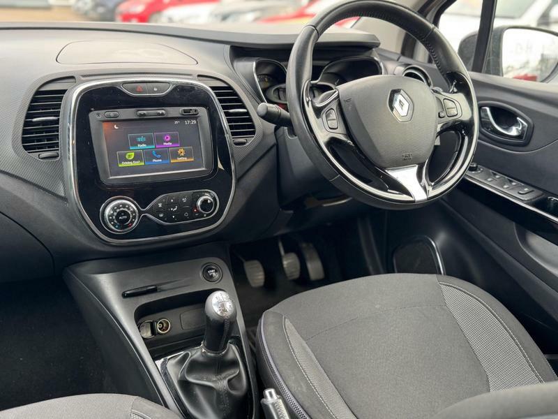 Renault Captur 1.5 Dci Energy Dynamique S Nav Euro 6 Ss SG16NDD Silver #3
