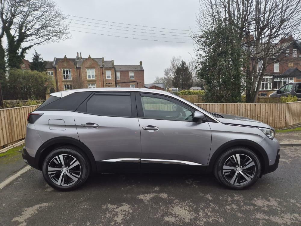 Peugeot 3008 1.2 Pure Tech Allure Euro 6 S S 130Bhp LM18EKE Grey #5