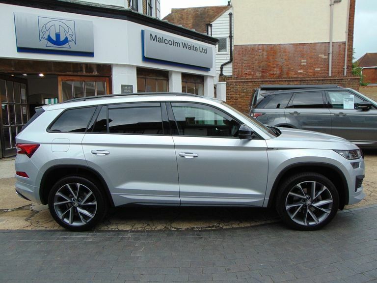 Skoda Kodiaq 1.5 Tsi Sport Line Dsg 7 Seat Silver #2