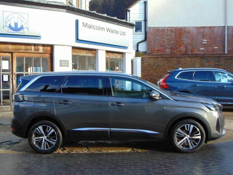 Peugeot 5008 1.2 Puretech Allure Premium Grey #2