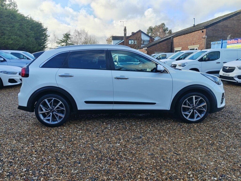 Kia Niro 1.6 Gdi 3 Dct Euro 6 Ss AO69UXU White #6