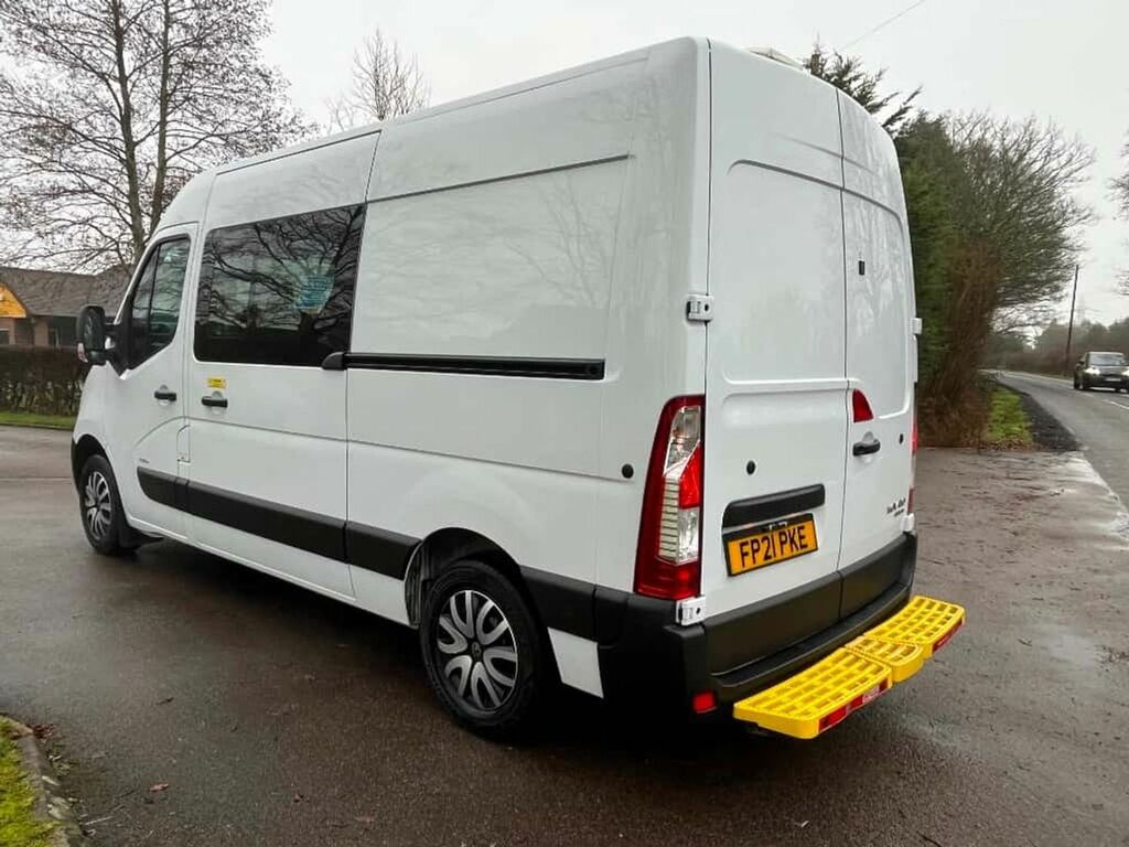 Vauxhall Movano Diesel FP21PKE White #4