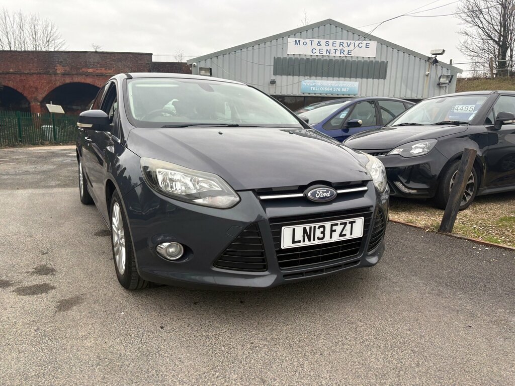 Ford Focus 1.0T Ecoboost Titanium Hatchback Grey
