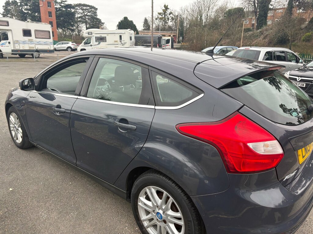 Ford Focus 1.0T Ecoboost Titanium Hatchback LN13FZT Grey #4