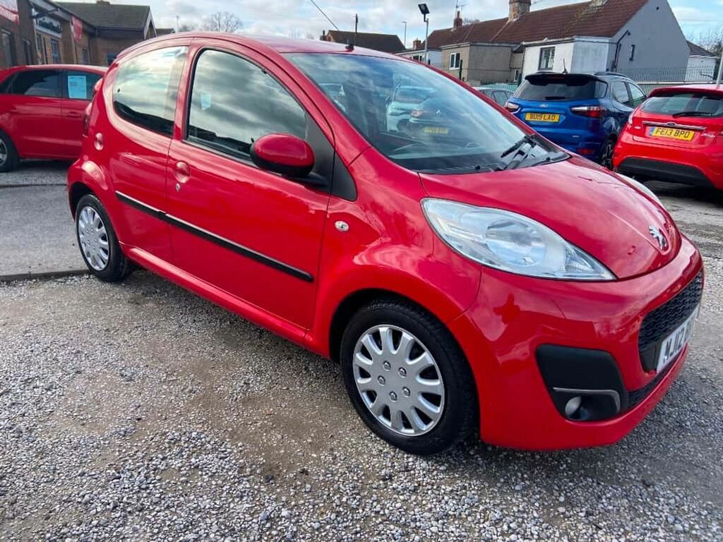 Peugeot 107 Active MJ12BRV Red #4