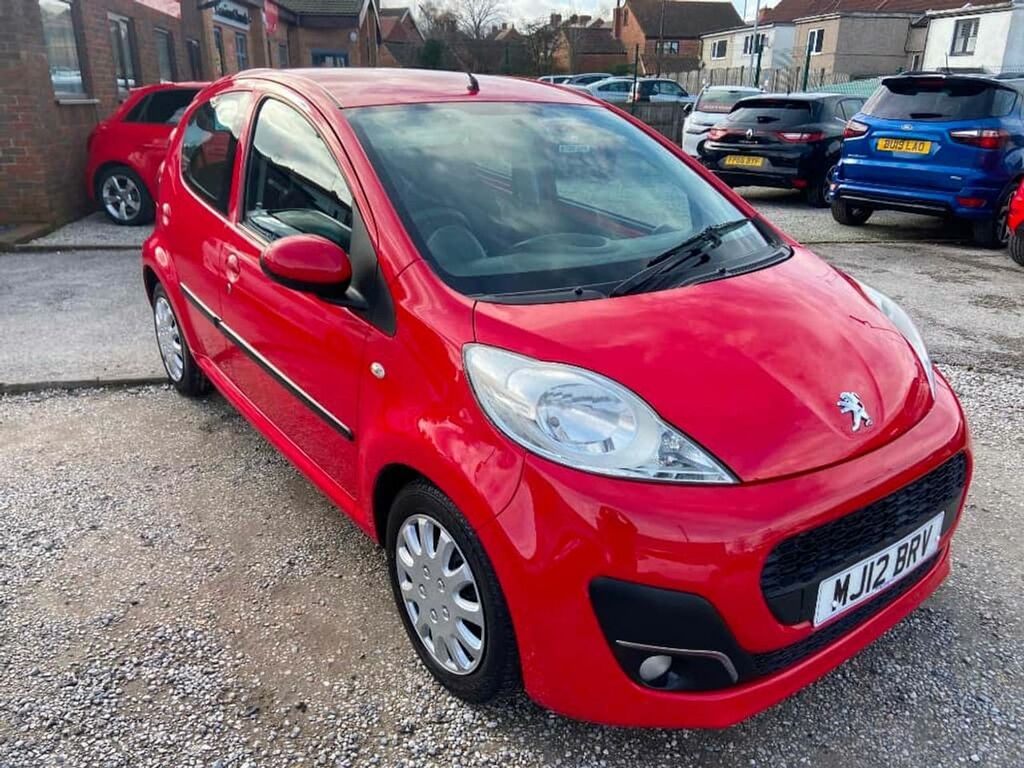 Peugeot 107 Active MJ12BRV Red #3