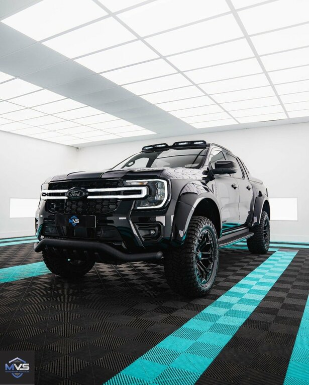 Ford Ranger 2.0 Biturbo Predator Black Edition - Jacked Up Aut Black #4