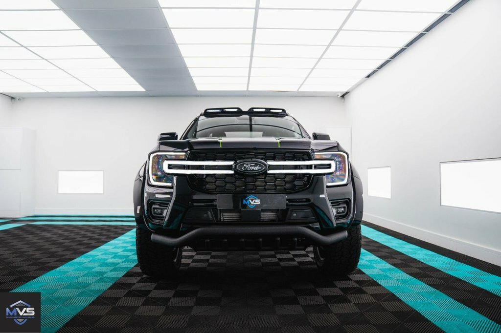 Ford Ranger 2.0 Biturbo Predator Black Edition - Jacked Up Aut Black #3