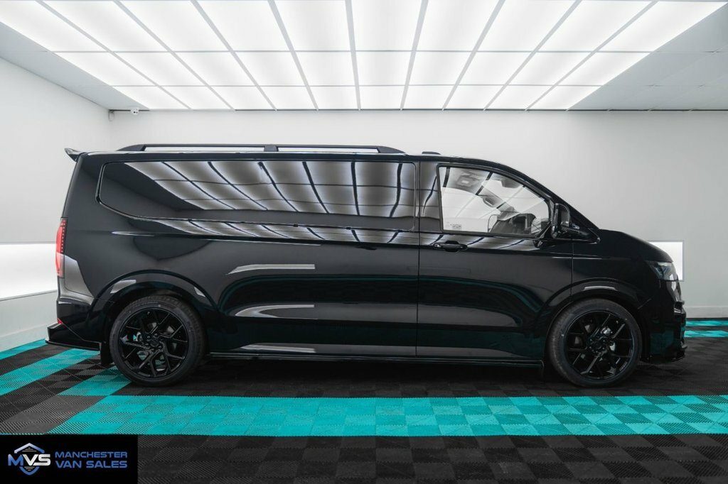 Volkswagen Transporter Mpv T30BLK Black #2