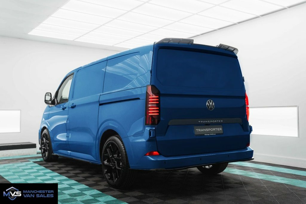 Volkswagen Transporter Mpv Blue #3