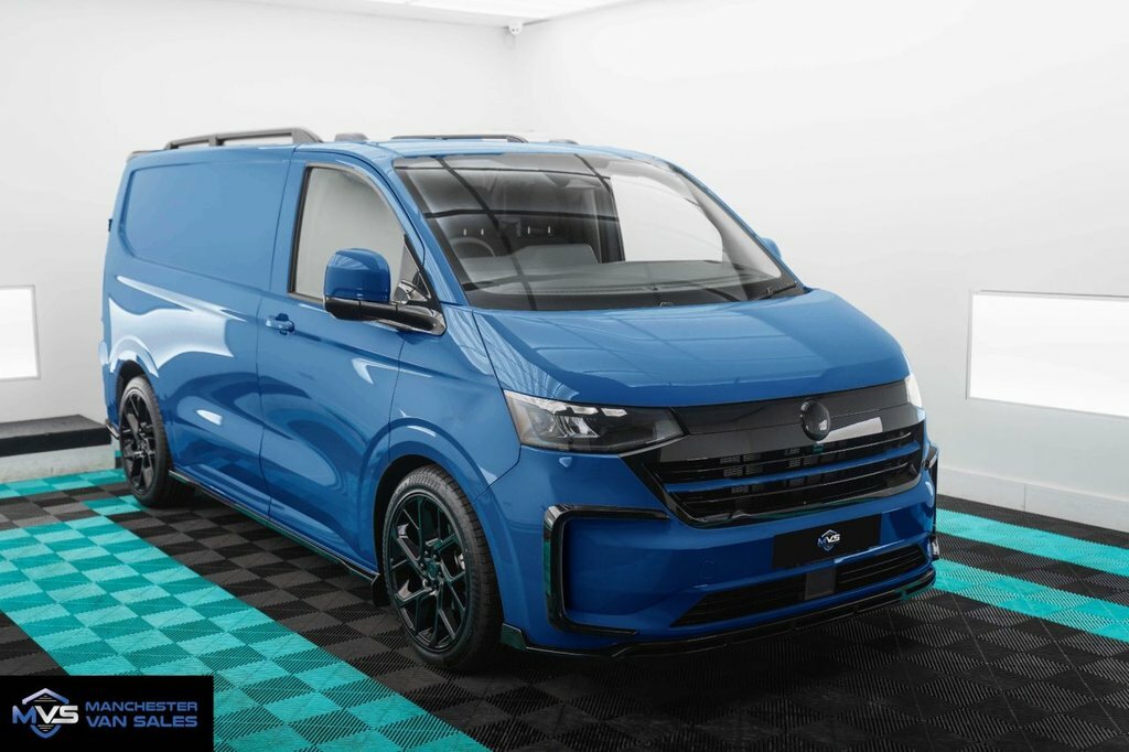 Volkswagen Transporter Mpv Blue #2