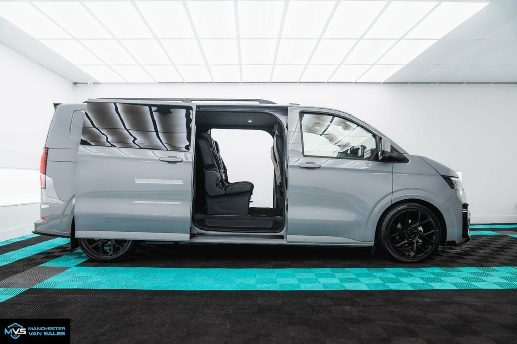 Volkswagen Transporter Combi Grey #3