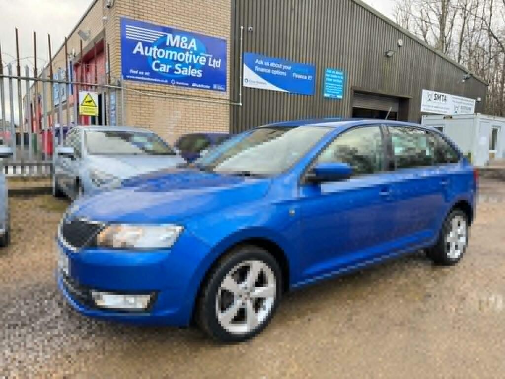 Skoda Rapid Spaceback Hatchback 1.6 Tdi Elegance Euro 5 201463 Blue