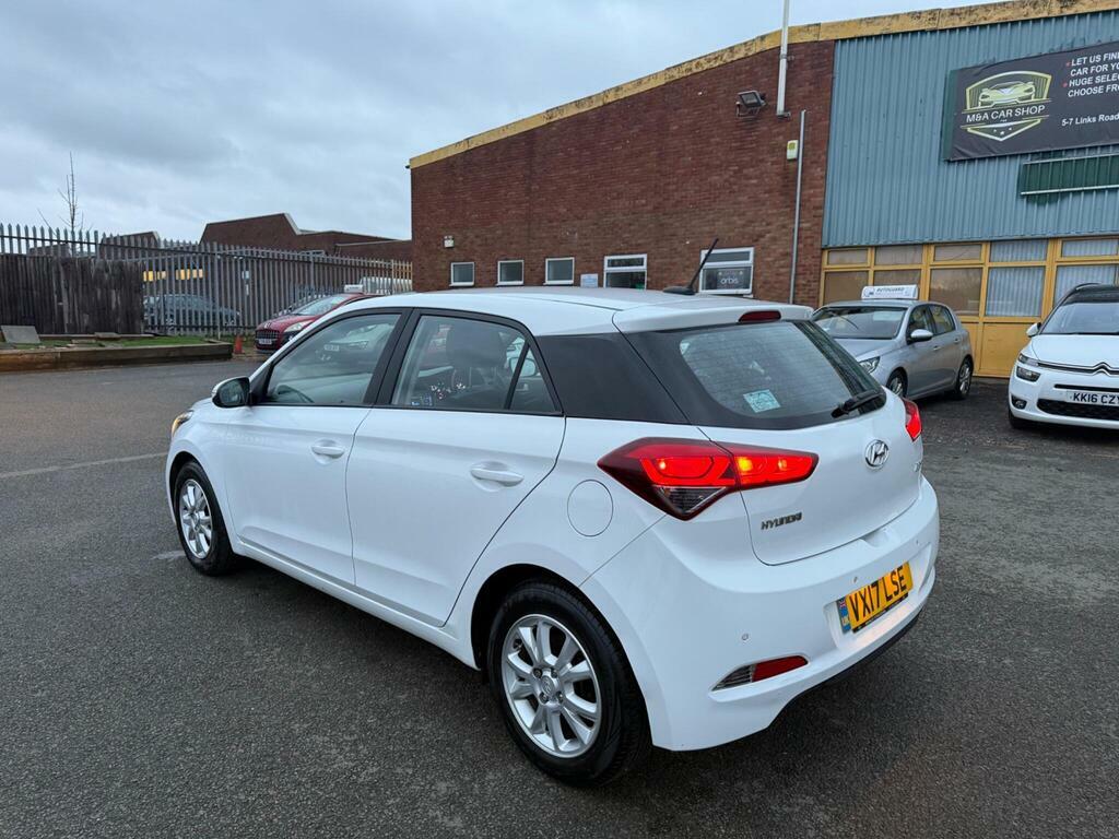 Hyundai I20 1.2 Se Euro 6 VX17LSE White #5
