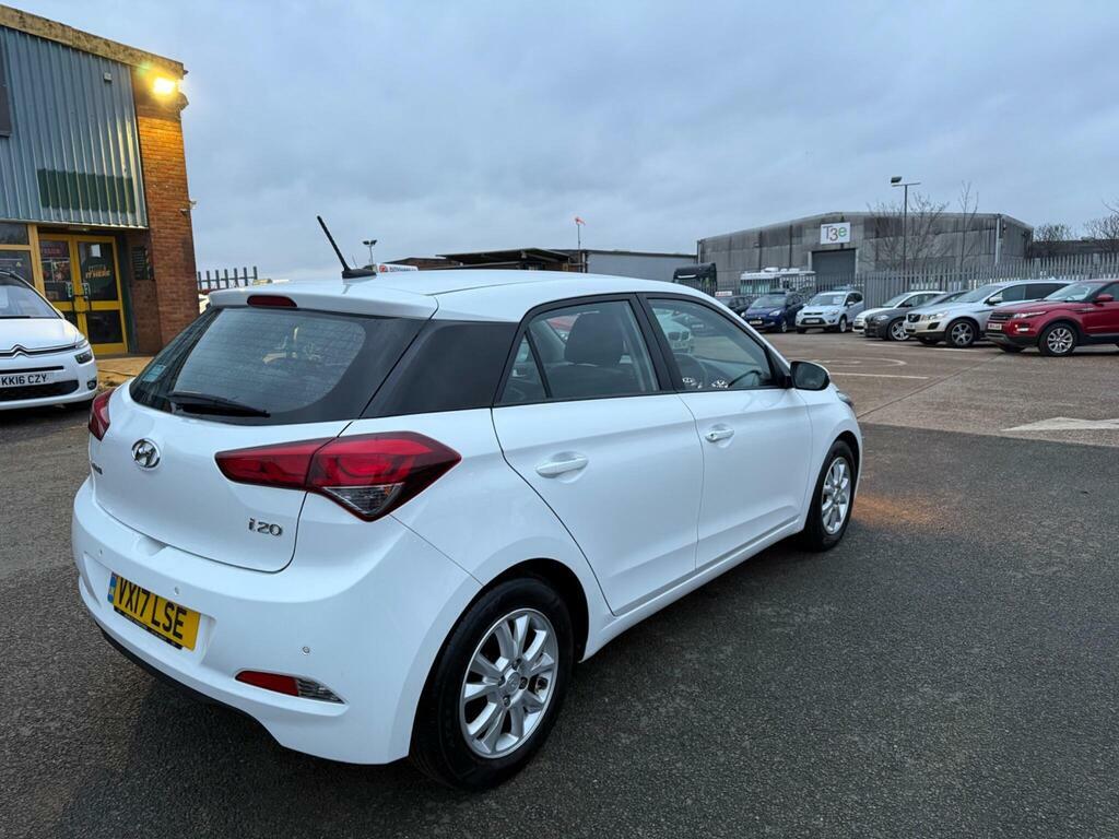 Hyundai I20 1.2 Se Euro 6 VX17LSE White #4
