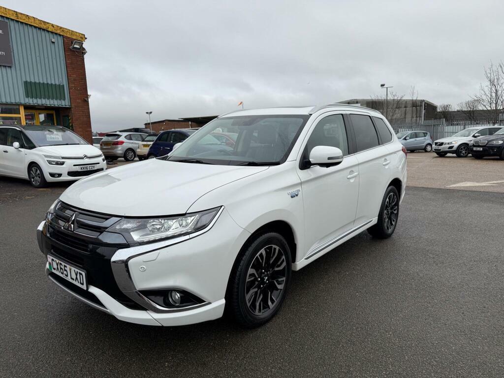 Mitsubishi Outlander 2.0H 12Kwh Gx4hs Cvt 4Wd Euro 6 S S CX65LXD White #2