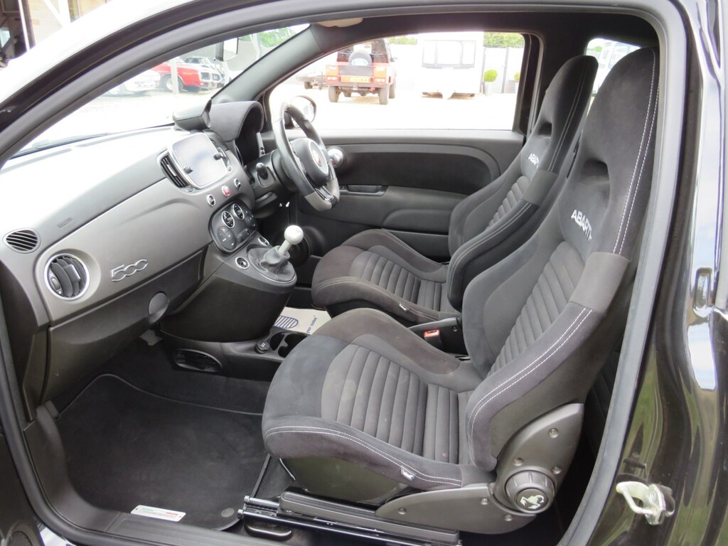Abarth 595 1.4 T-jet 180 Competizione WG70DXJ Black #3