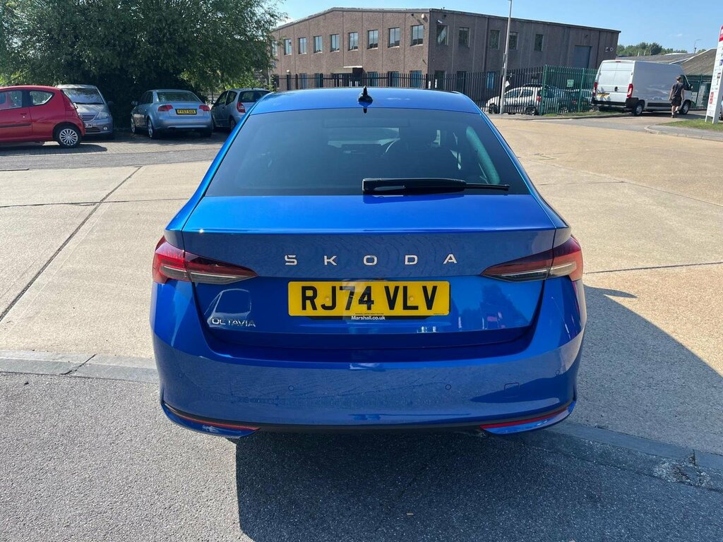 Skoda Octavia Hatchback 2.0 Tdi First Edition Dsg Euro 6 Ss 5 Blue #5