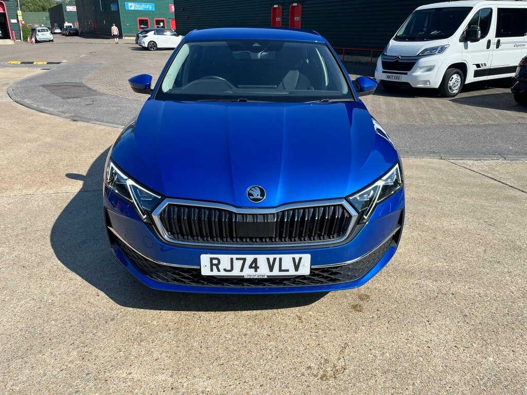 Skoda Octavia Hatchback 2.0 Tdi First Edition Dsg Euro 6 Ss 5 Blue #2