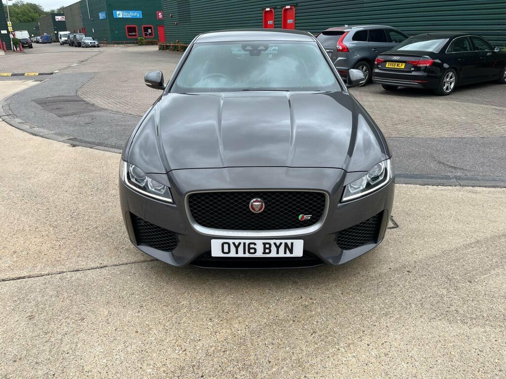 Jaguar XF Saloon 3.0D V6 S Euro 6 Ss 201616 Grey #2