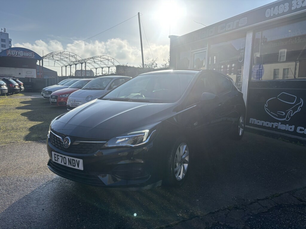 Vauxhall Astra Hatchback 1.5 Turbo D Se 2020 Black