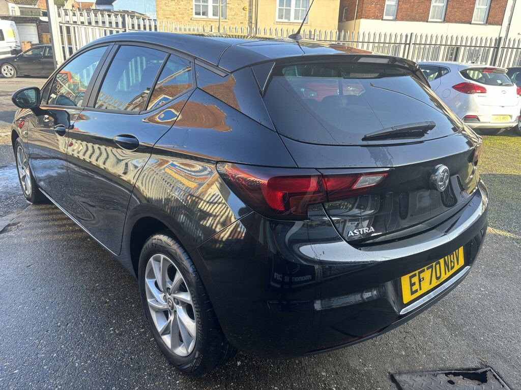 Vauxhall Astra Hatchback 1.5 Turbo D Se 2020 Black #6