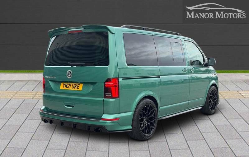 Volkswagen Transporter 2.0 Tdi T30 Highline Kombi Dsg Fwd Swb Euro 6 Ss Green #6