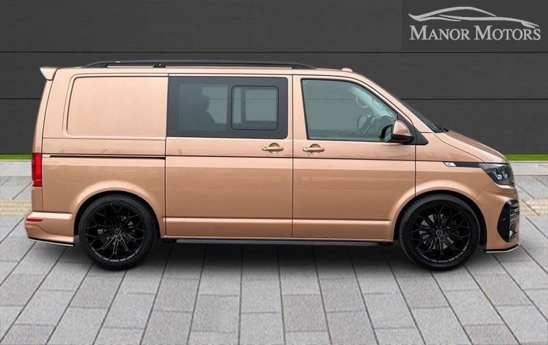 Volkswagen Transporter 2.0 Tdi T32 Highline Kombi Dsg Fwd Swb Euro 6 Ss Y2FEP Brown #4