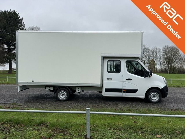 Nissan NV400 2.3Dci 3.5T. 7 Seat Luton Van A C Transit Sprinter White #2