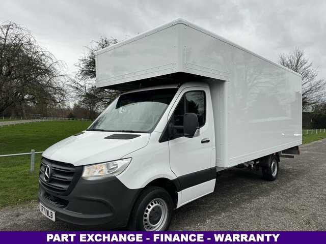 Mercedes-Benz Sprinter 2.0 315Cdi 3.5T. Lwb Extra Long 4.8M 16Ft Luton KR71WLB White #2