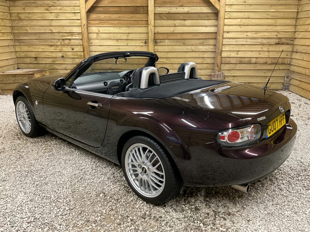 Mazda MX-5 Z Sport Roadster Red #4