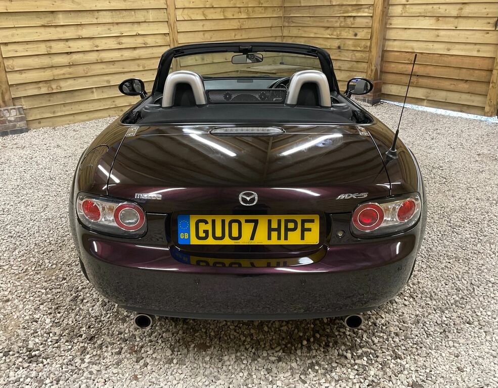 Mazda MX-5 Z Sport Roadster Red #5