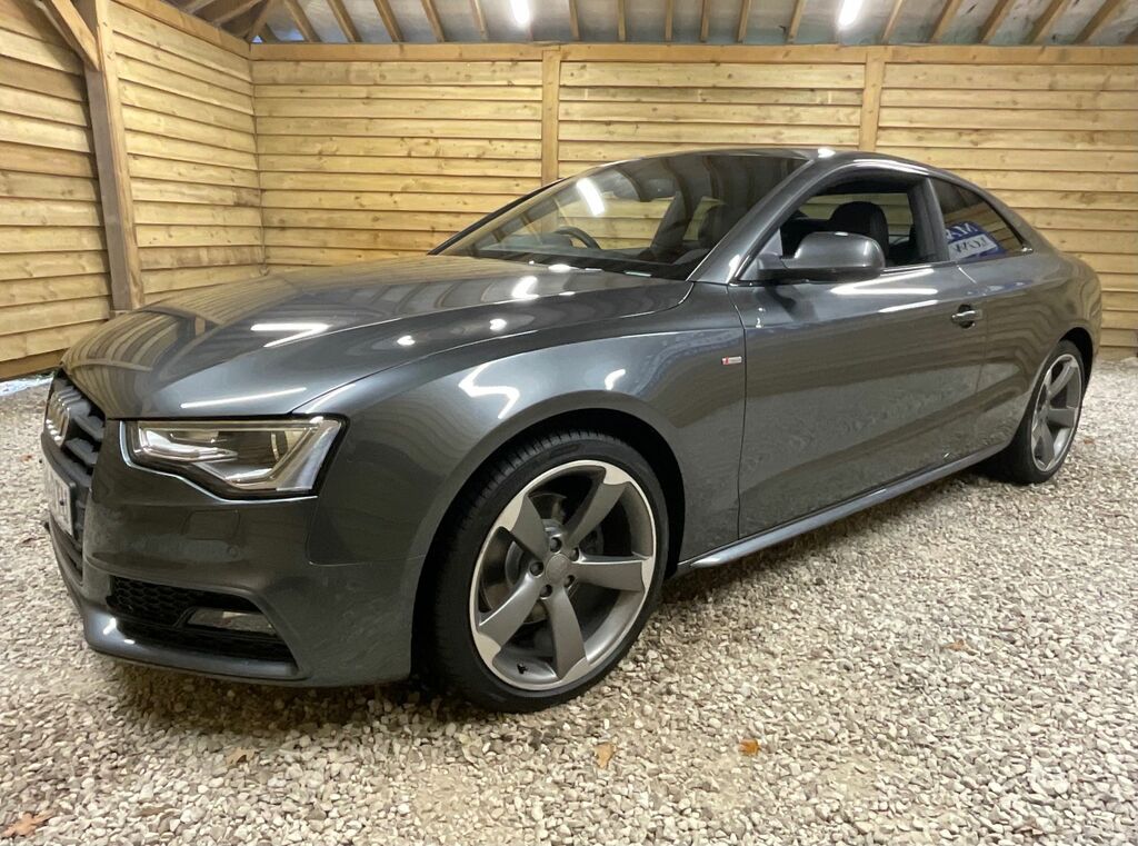 Audi A5 Tfsi Black Edition Coupe Black #3