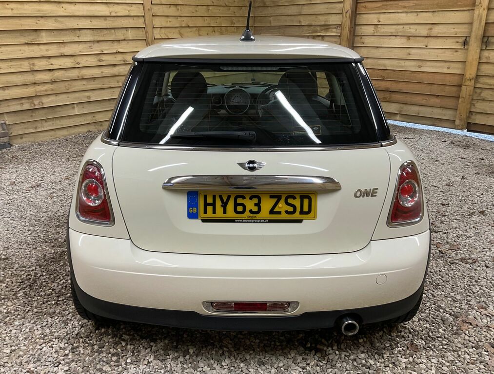 Mini Hatch One Baker Street Hatchback White #5