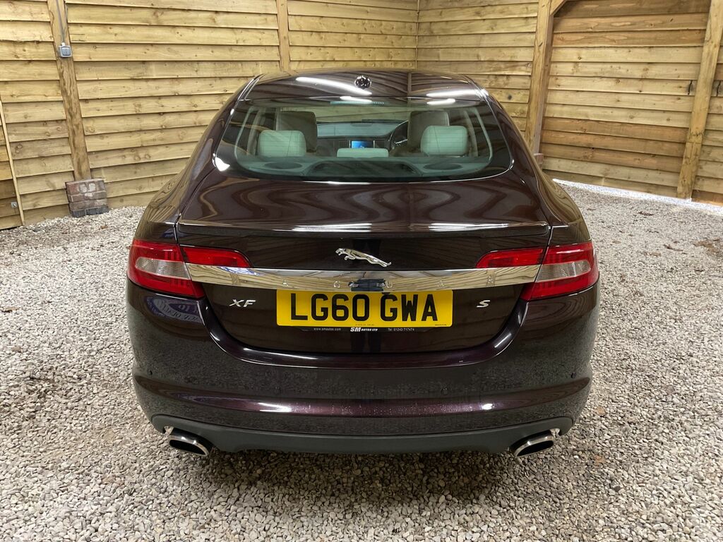 Jaguar XF S V6 Portfolio Saloon Red #6