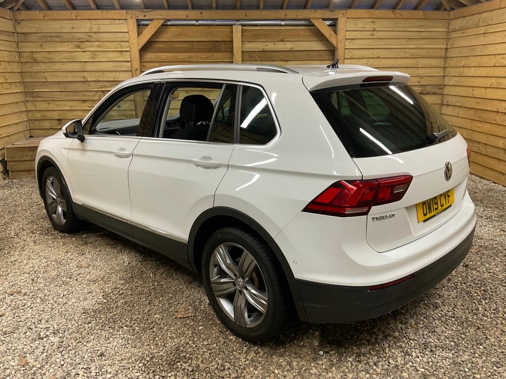 Volkswagen Tiguan Tsi Evo Match Suv White #4