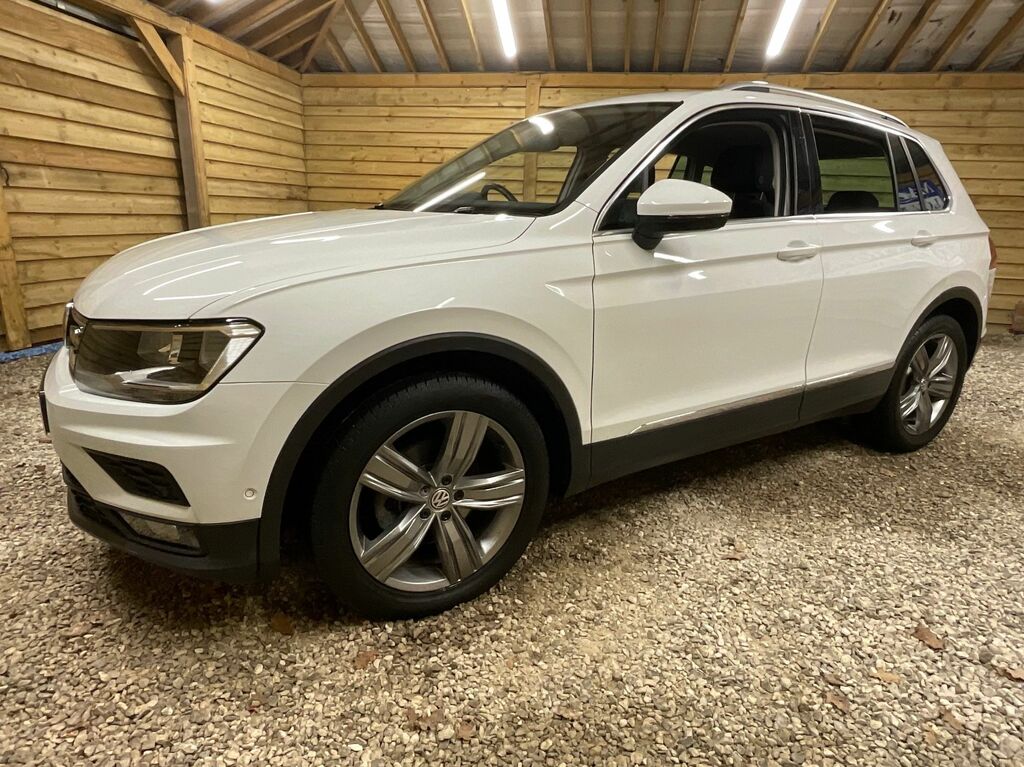 Volkswagen Tiguan Tsi Evo Match Suv White #3