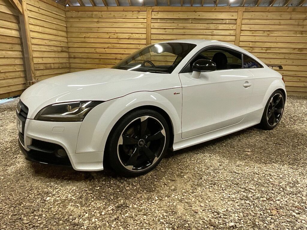 Audi TT Tfsi Black Edition Coupe Black #3