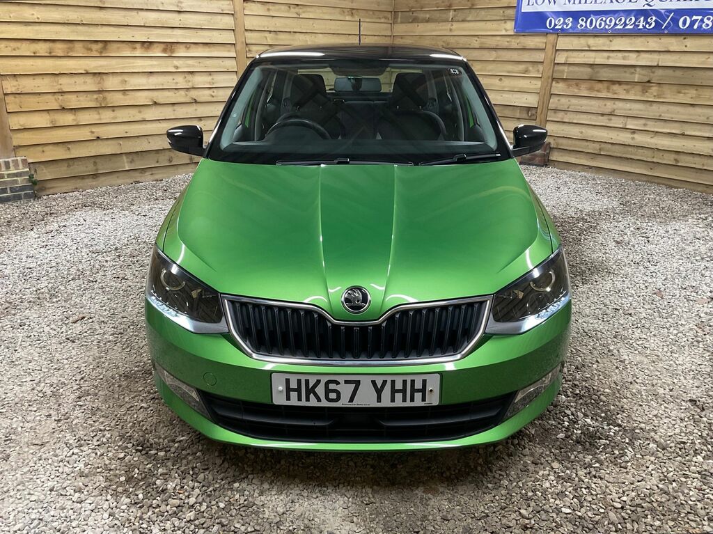 Skoda Fabia Colour Edition Hatchback HK67YHH Green #2