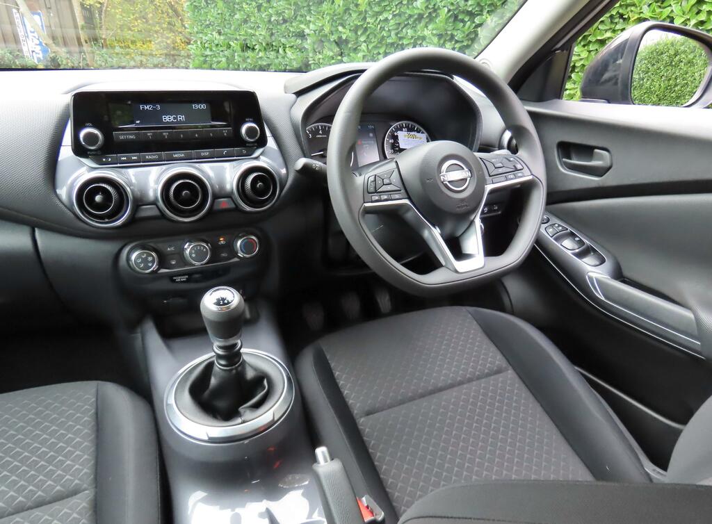 Nissan Juke 1.0 Dig-t Visia Suv Euro 6 Ss WM23ZKB Silver #3
