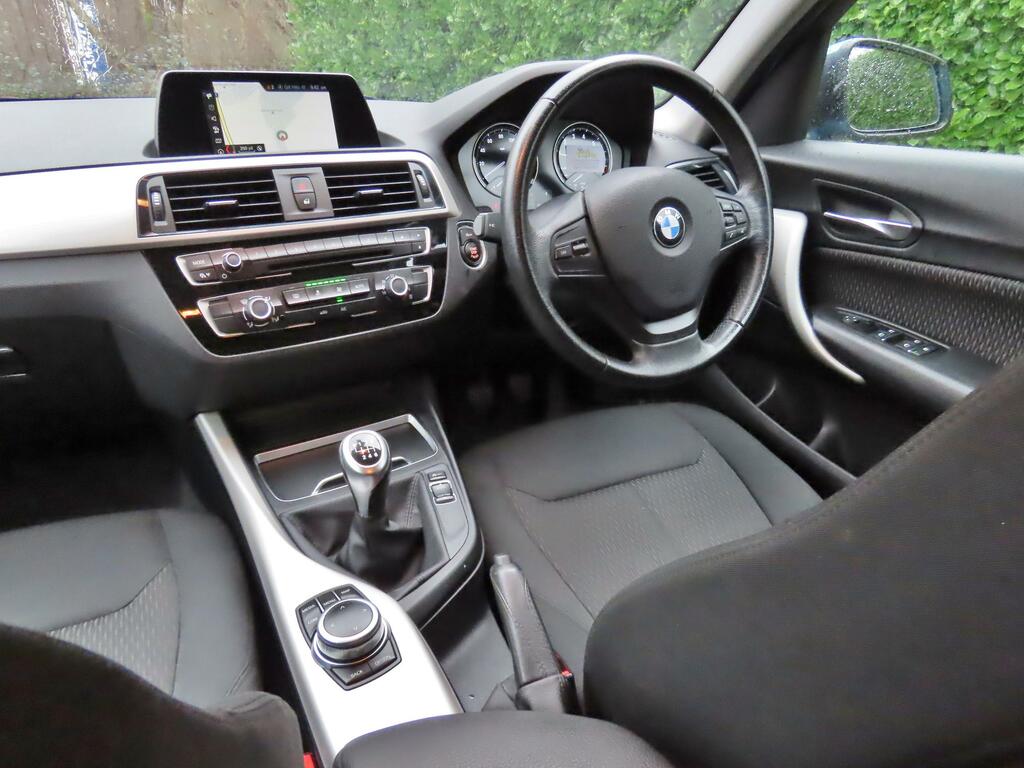 BMW 1 Series 1.5 118I Gpf Se Hatchback Euro 6 FH19FHV Blue #3