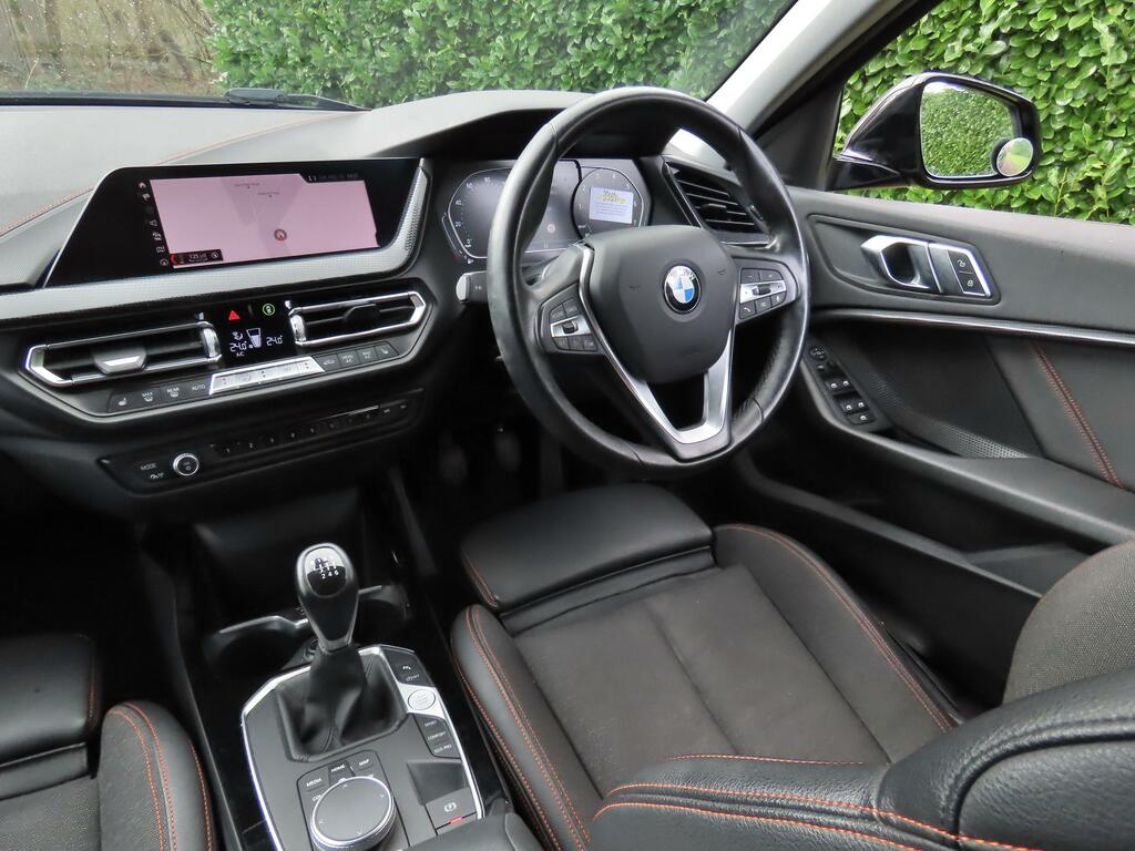 BMW 1 Series 1.5 118I Sport Hatchback Euro 6 YB69DWJ Grey #3