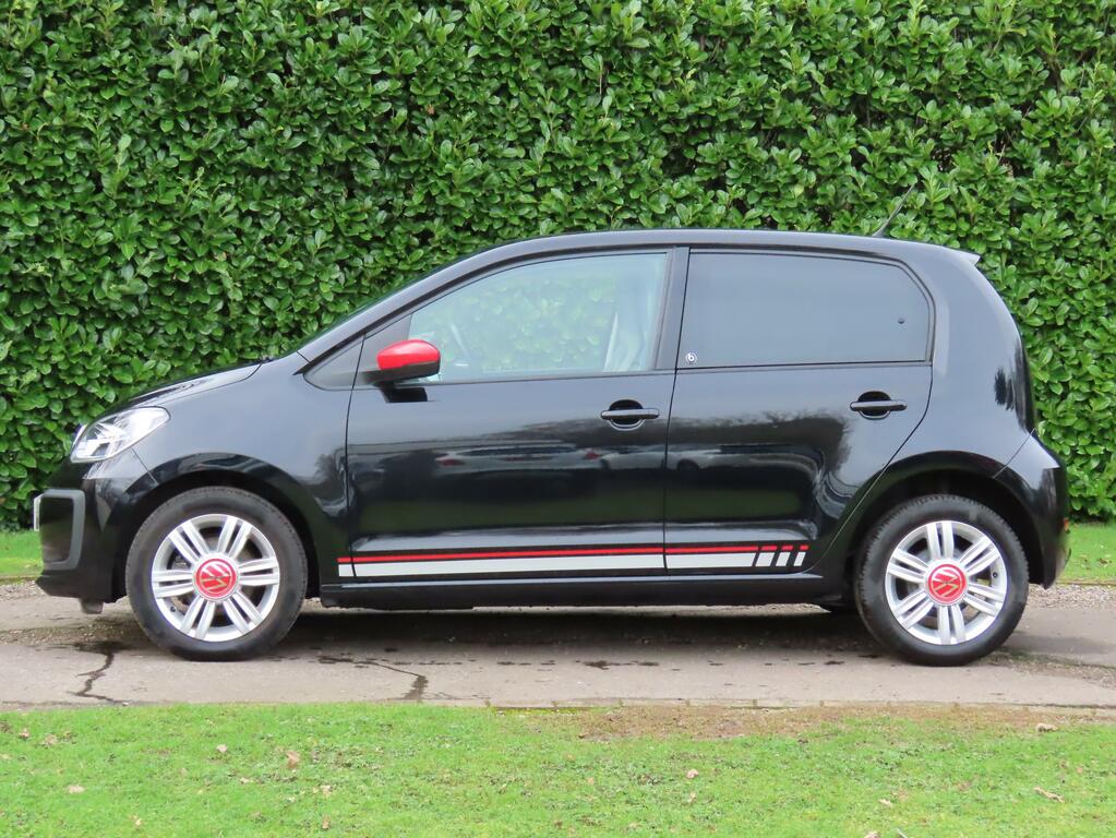 Volkswagen Up 1.0 Beats Hatchback Euro 6 Ss LP23OKR Black #4