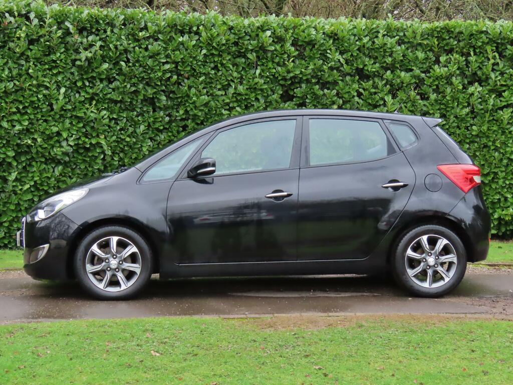 Hyundai Ix20 1.4 Blue Drive Se Hatchback Euro Black #4